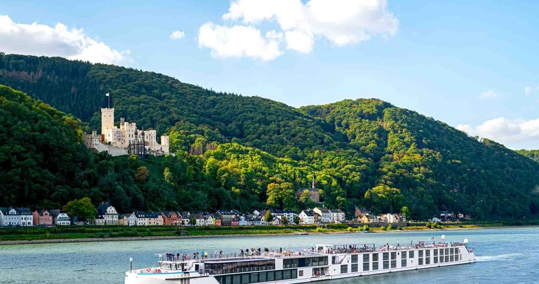 Riverside Luxury Golf Cruise