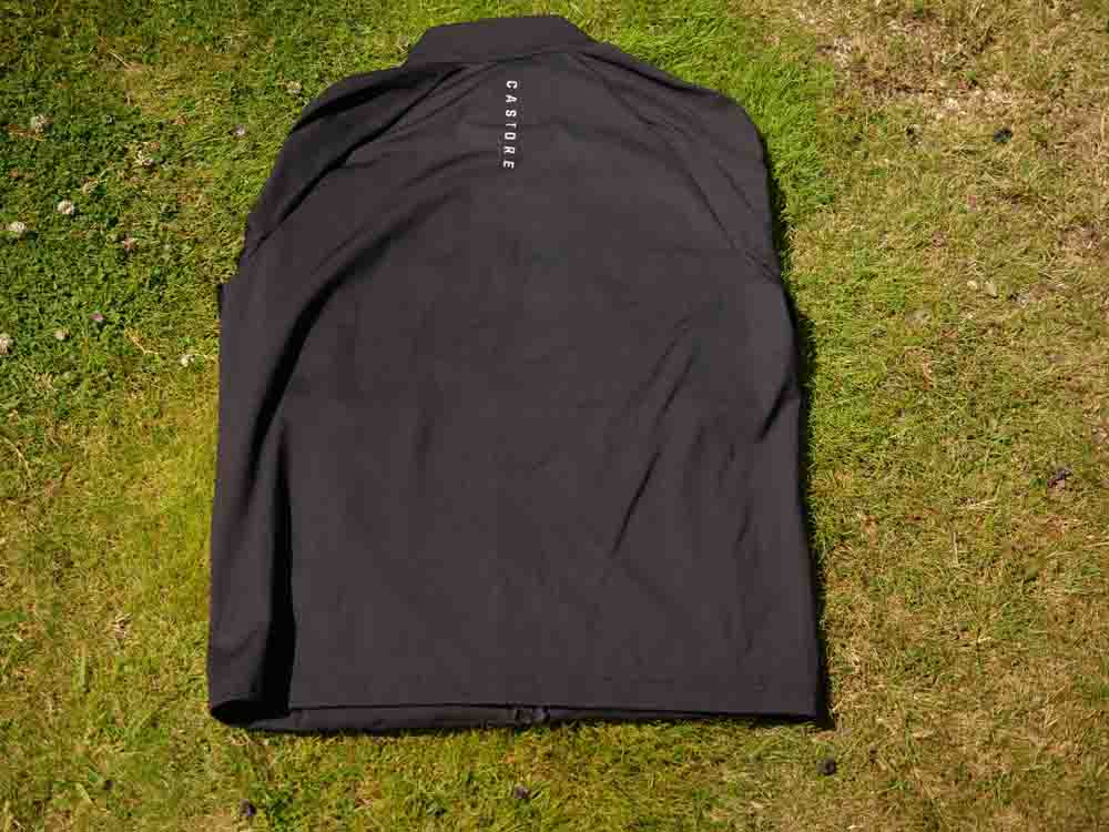Castore pinnacle jacket back