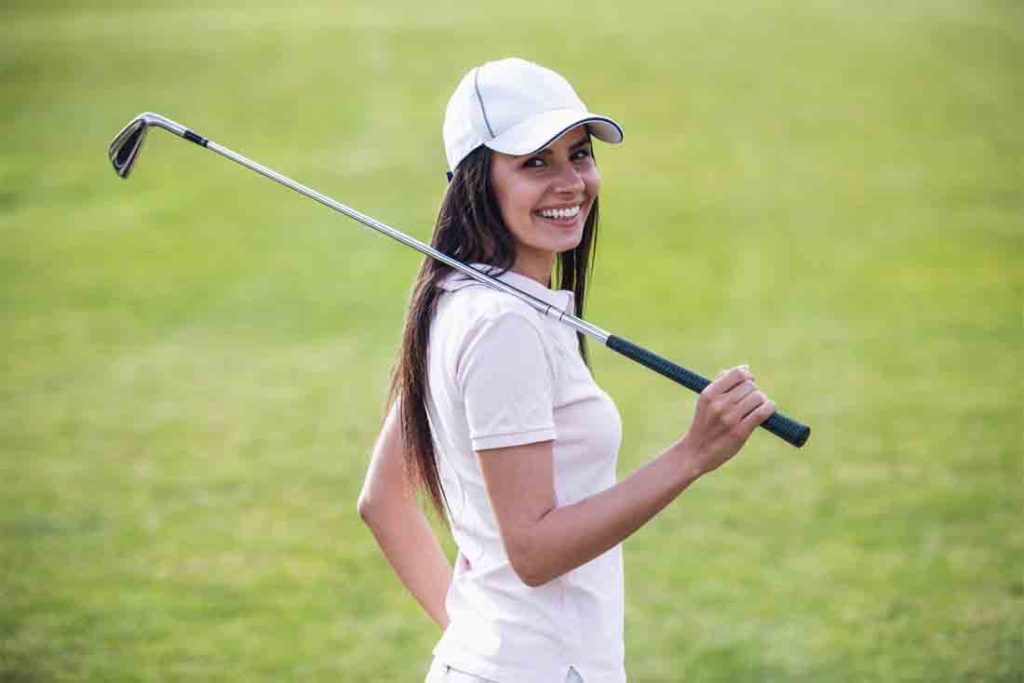 Playing golf on your own is on the rise in the UK